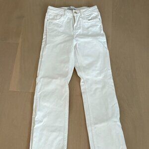 ZARA skinny white jeans with fray bottom size 0